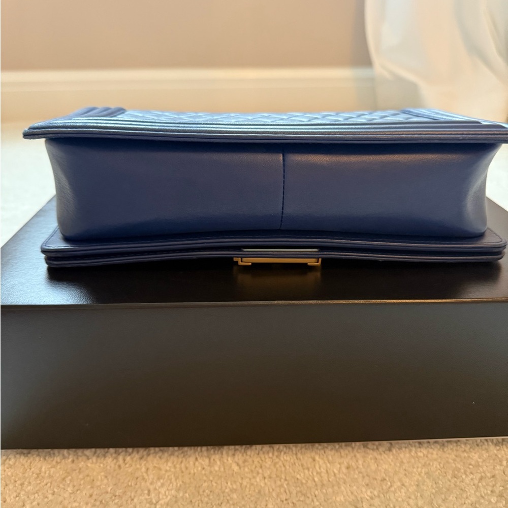 Chanel Blue Quilted Leather Bag - Picture 5 of 12